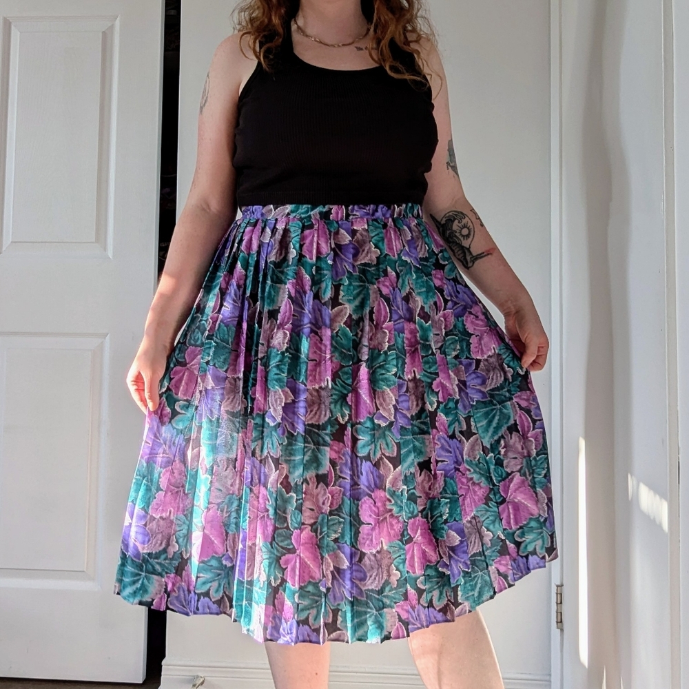 Vintage Pleated Floral Midi Skirt